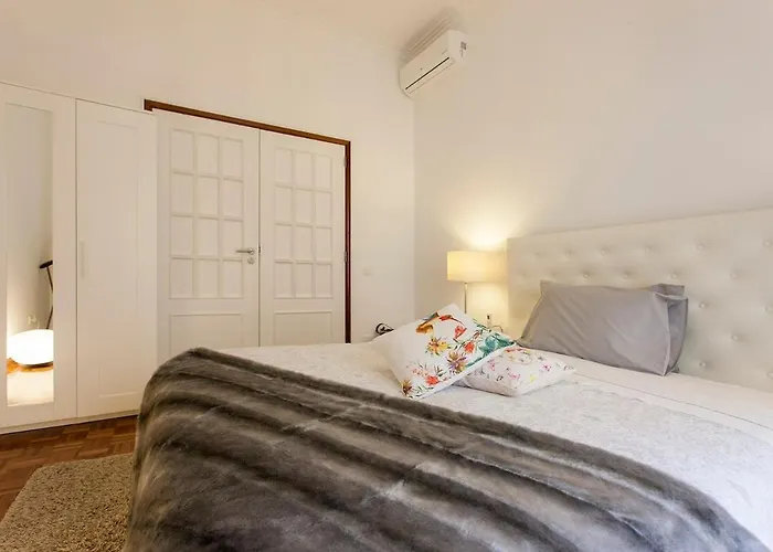 Ginjinha House - 4 - Bairro Alto - With Ac By Lisbeyond Lisboa